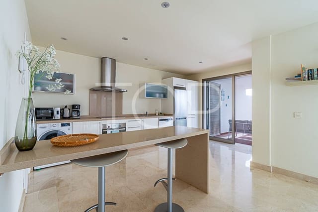 2 soverom Leilighet til salgs i La Caleta Adeje, Adeje med svømmebasseng garasje - € 950 000 (Ref: 9965971)