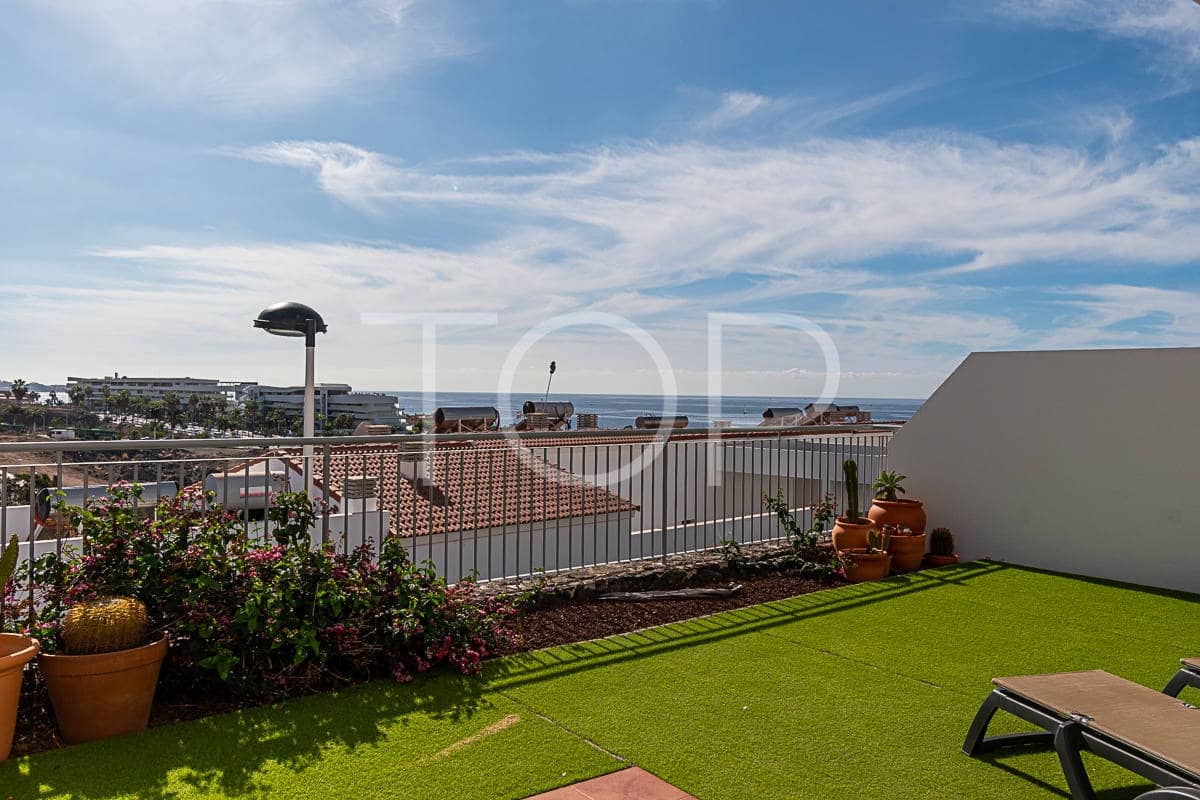 2 bedroom Flat for sale in La Caleta Adeje with pool garage - € 950,000 (Ref: 9965971)