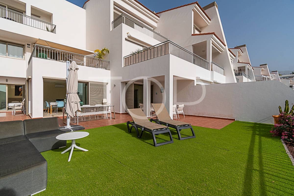 2 bedroom Flat for sale in La Caleta Adeje with pool garage - € 950,000 (Ref: 9965971)