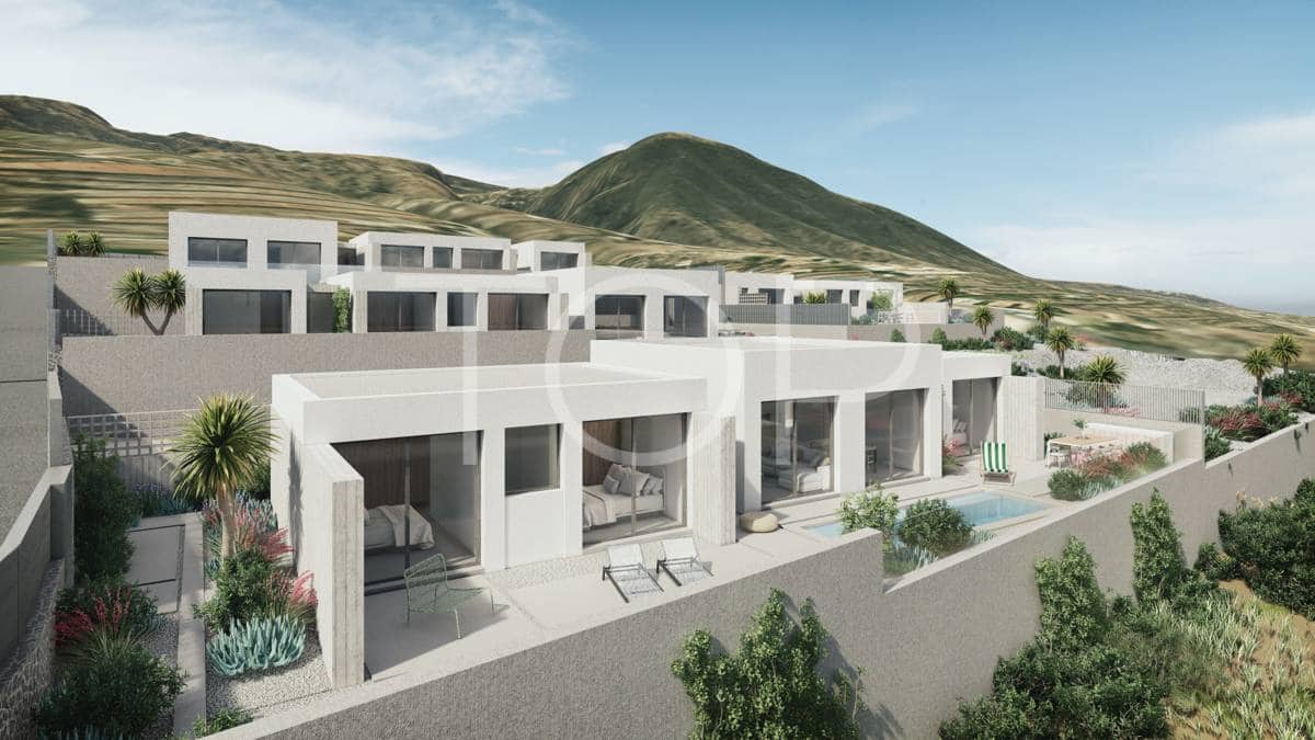 3 bedroom Villa for sale in Guia de Isora with pool garage - € 750,000 (Ref: 9976649)