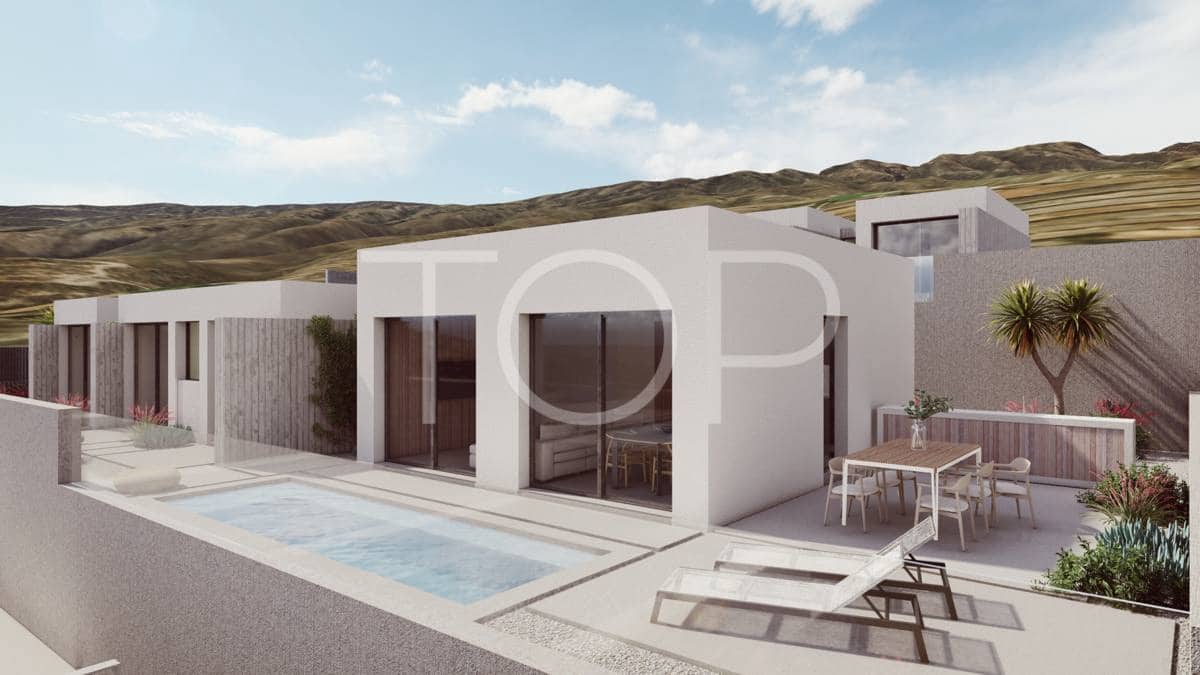 Undeveloped Land for sale in Guia de Isora - € 500,000 (Ref: 9976651)