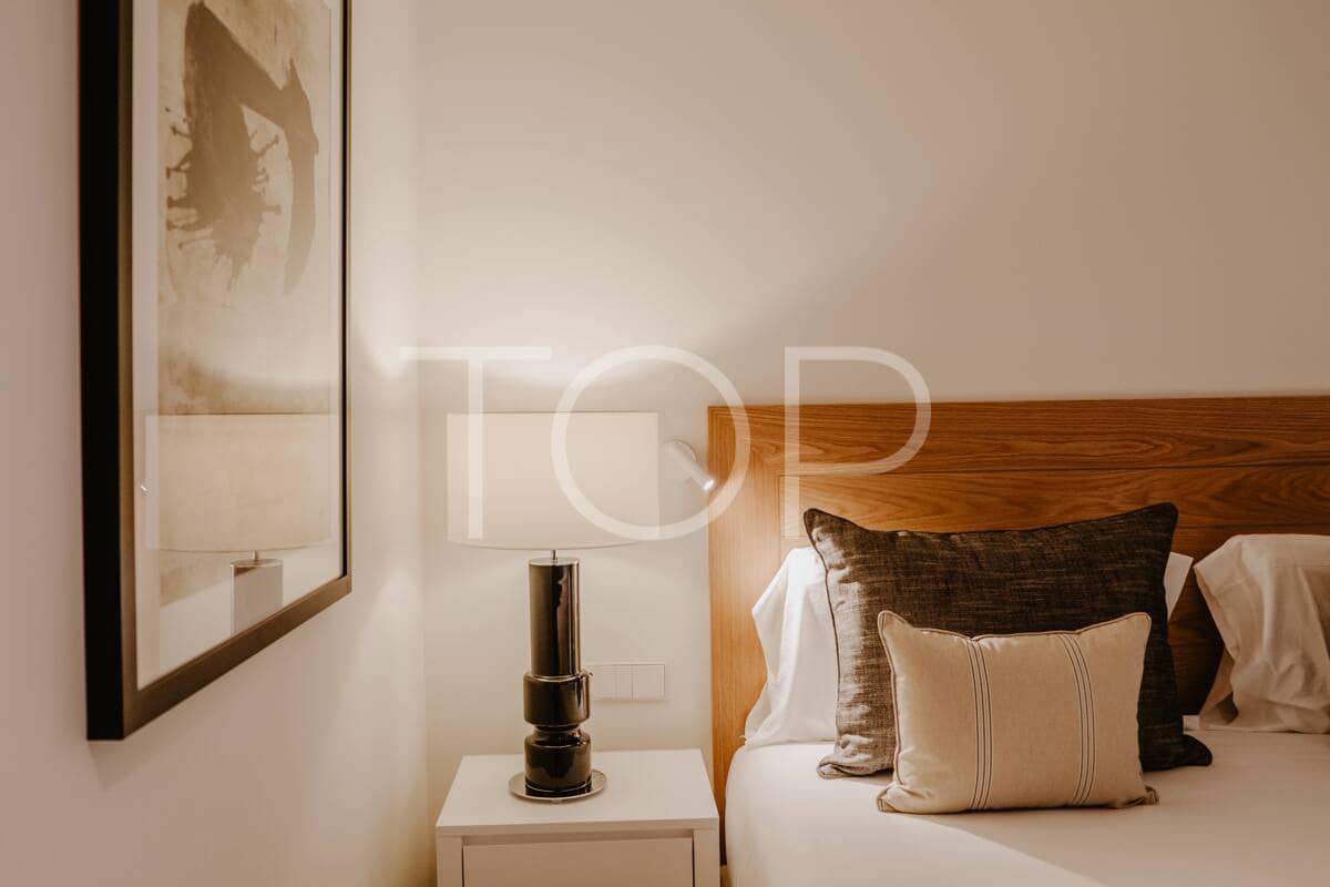 3 bedroom Flat for sale in Guia de Isora with pool garage - € 1,600,000 (Ref: 9976652)