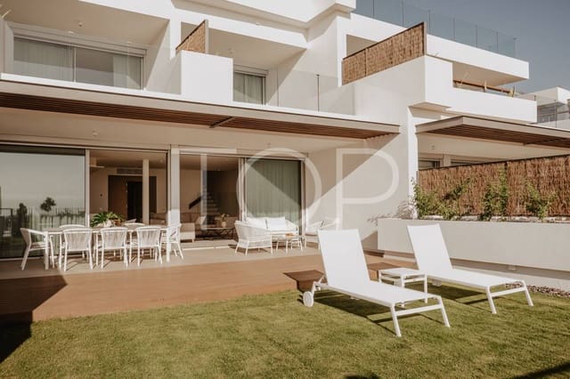 Piso de 3 habitaciones en Guía de Isora en venta con piscina garaje - 1.600.000 € (Ref: 9976652)