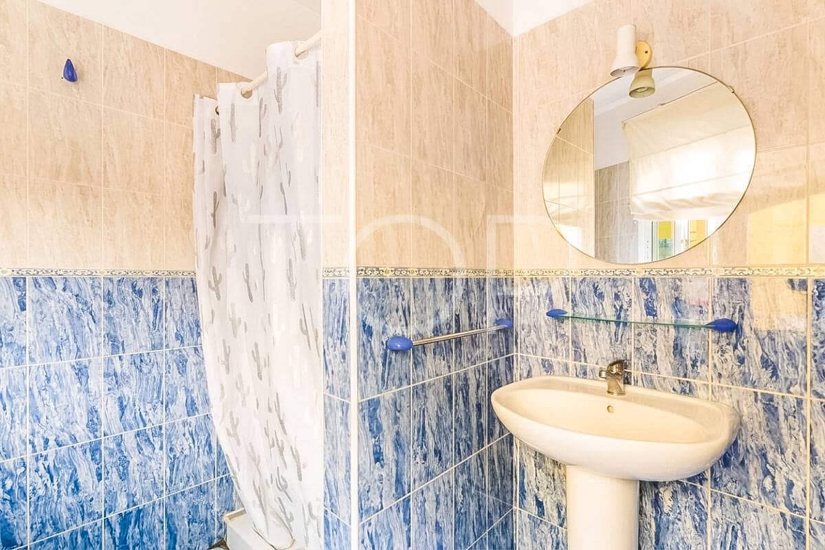 5 bedroom Townhouse for sale in Valle de San Lorenzo with garage - € 1,200,000 (Ref: 9984131)