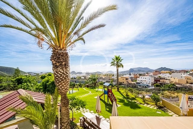 Casa de 5 habitaciones en Valle de San Lorenzo, Arona en venta con garaje - 1.200.000 € (Ref: 9984131)