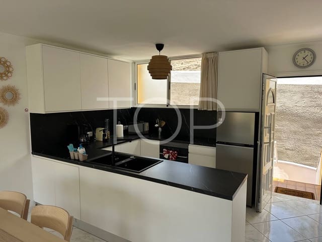 Ático de 2 habitaciones en San Eugenio Alto, Adeje en venta con garaje - 395.000 € (Ref: 9990070)