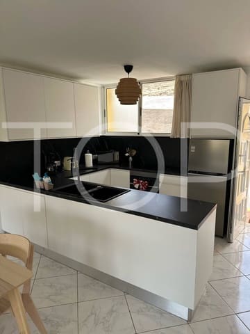 Ático de 2 habitaciones en San Eugenio Alto, Adeje en venta con garaje - 395.000 € (Ref: 9990070)