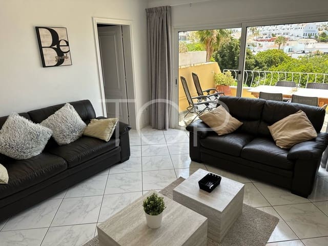 Ático de 2 habitaciones en San Eugenio Alto, Adeje en venta con garaje - 395.000 € (Ref: 9990070)