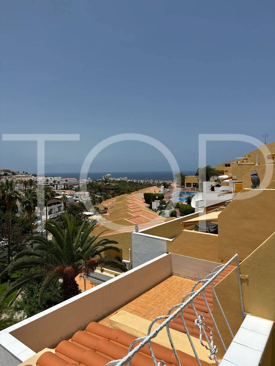 Ático de 2 habitaciones en Costa Adeje en venta con garaje - 395.000 € (Ref: 9990070)