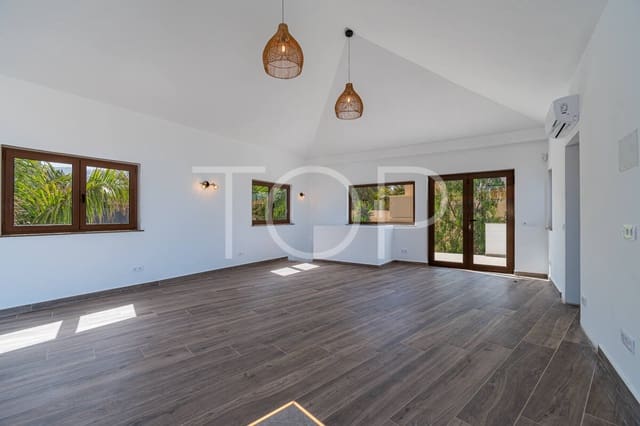 Chalet de 6 habitaciones en Callao Salvaje - Playa Paraíso, Adeje en venta con piscina garaje - 3.190.000 € (Ref: 9990073)