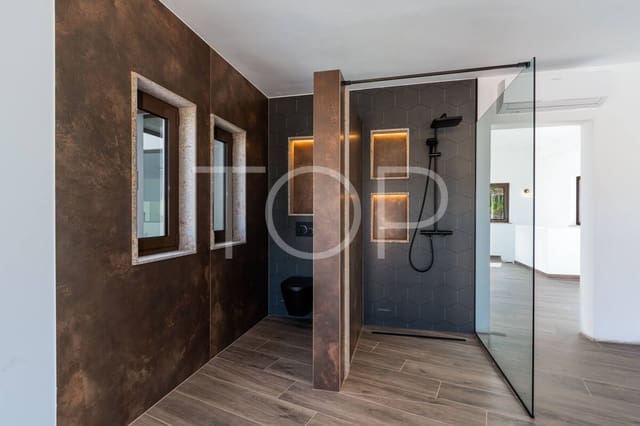 Chalet de 6 habitaciones en Callao Salvaje - Playa Paraíso, Adeje en venta con piscina garaje - 3.190.000 € (Ref: 9990073)