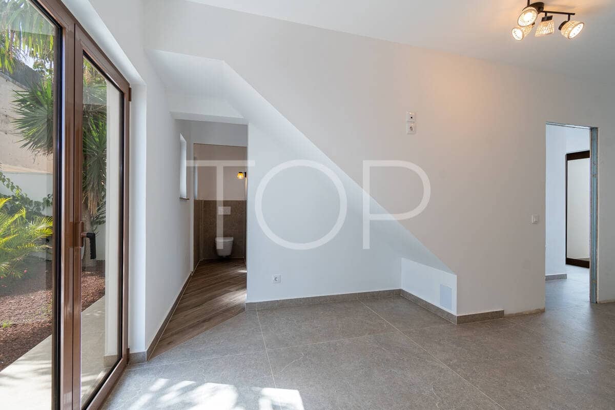 6 sovrum Villa till salu i Adeje med pool garage - 3 190 000 € (Ref: 9990073)