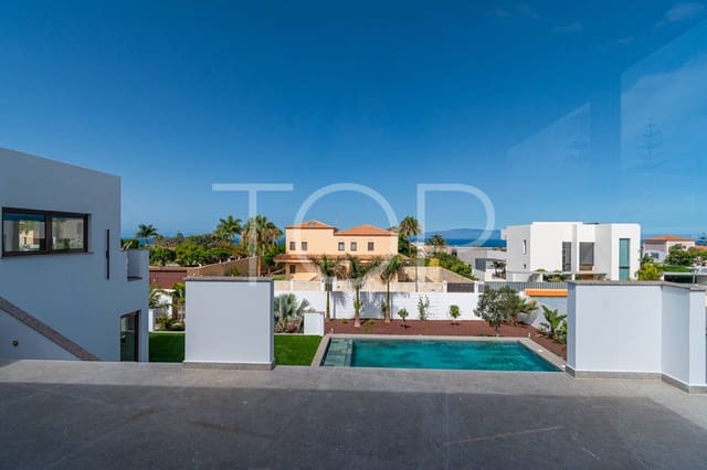 Chalet de 6 habitaciones en Callao Salvaje - Playa Paraíso, Adeje en venta con piscina garaje - 3.190.000 € (Ref: 9990073)
