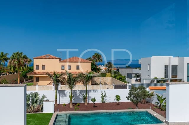 Chalet de 6 habitaciones en Callao Salvaje - Playa Paraíso, Adeje en venta con piscina garaje - 3.190.000 € (Ref: 9990073)