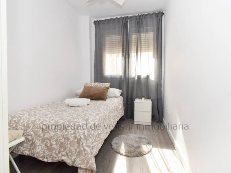 3 slaapkamer Flat voor vakantieverhuur in Aguilas - € 1.050 (Ref: 9149839)