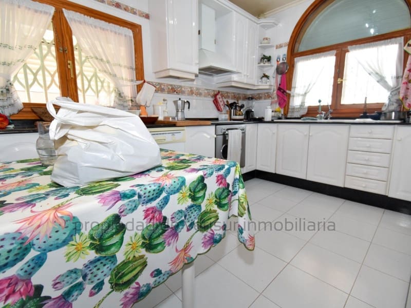 4 soverom Villa til salgs i Calabardina med garasje - € 286 000 (Ref: 9149854)