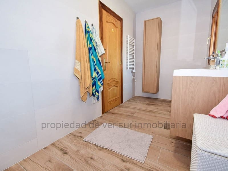 4 soverom Villa til salgs i Calabardina med garasje - € 286 000 (Ref: 9149854)