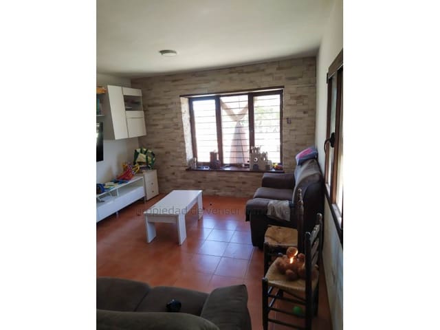 5 bedroom Finca/Country House for sale in Baza - € 220,000 (Ref: 9149872)