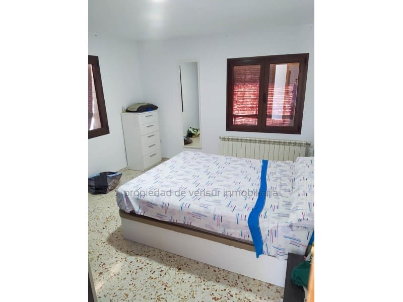 5 soveværelse Finca/Landehus til salg i Baza - € 220.000 (Ref: 9149872)