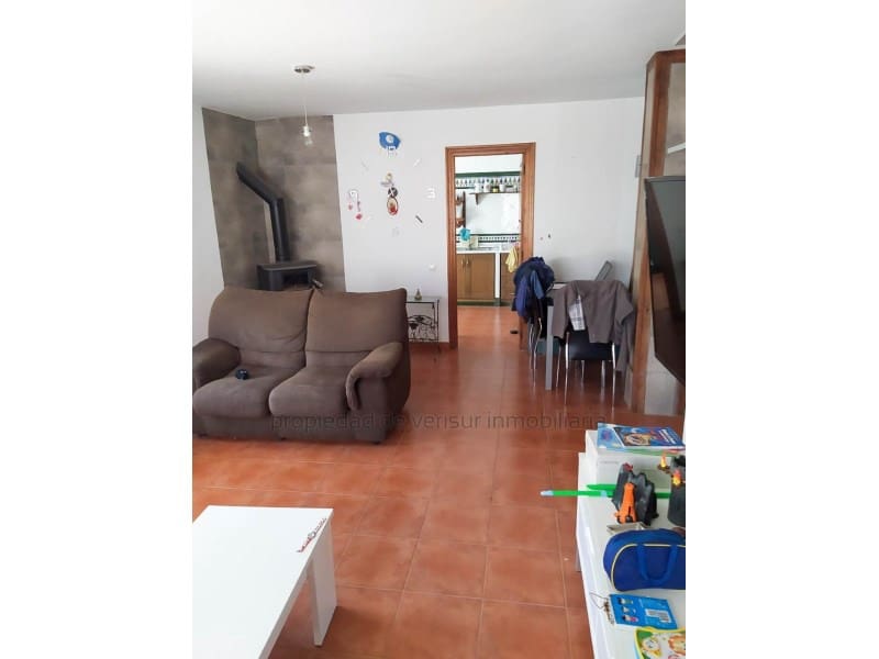 5 soveværelse Finca/Landehus til salg i Baza - € 220.000 (Ref: 9149872)