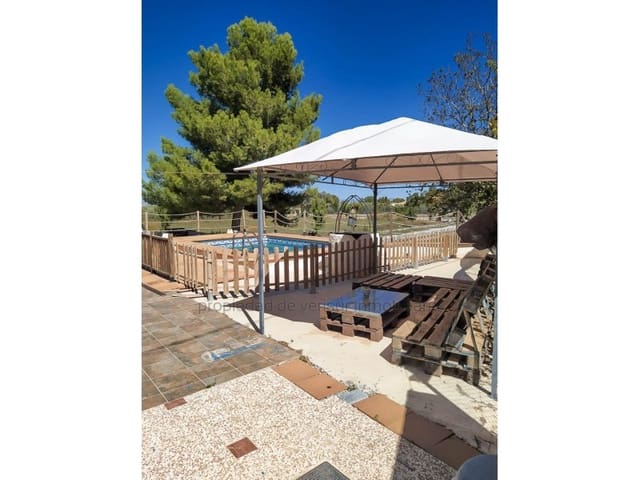 5 bedroom Finca/Country House for sale in Baza - € 220,000 (Ref: 9149872)