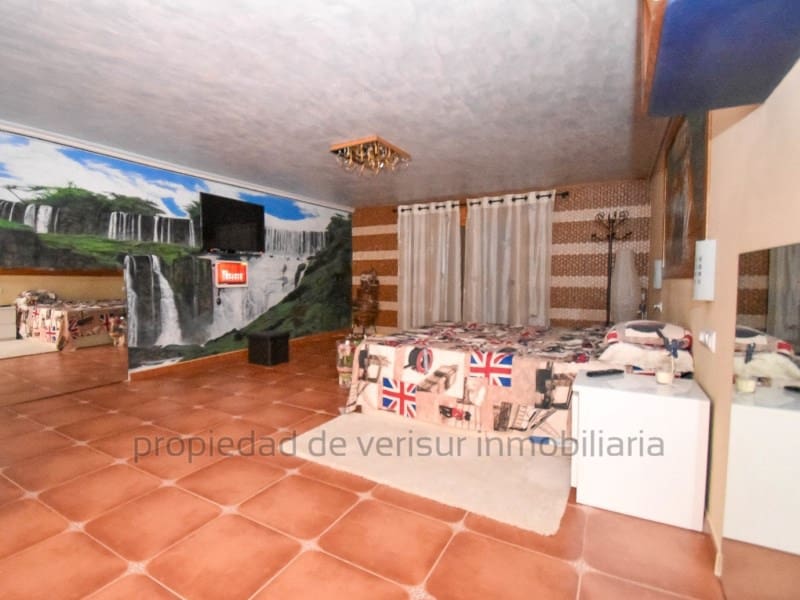 4 soveværelse Villa til salg i Aguilas med garage - € 400.000 (Ref: 9149880)