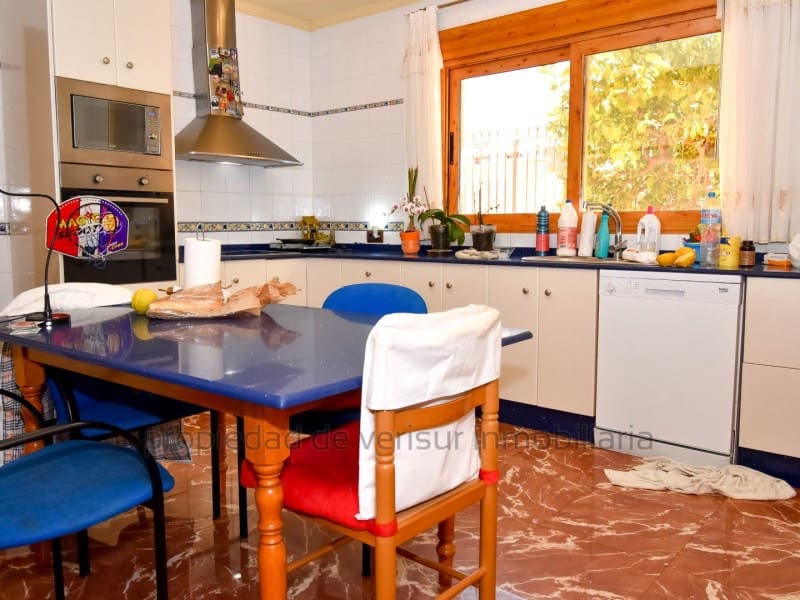 4 soveværelse Villa til salg i Aguilas med garage - € 400.000 (Ref: 9149880)