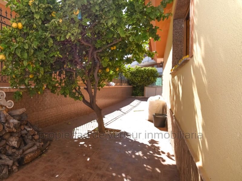 4 soveværelse Villa til salg i Aguilas med garage - € 400.000 (Ref: 9149880)