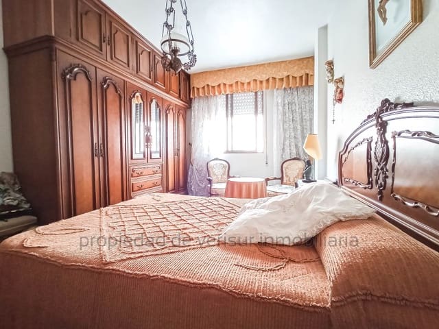 4 Zimmer Wohnung zu verkaufen in Casco Antiguo, Aguilas - 168.350 € (Ref: 9149881)