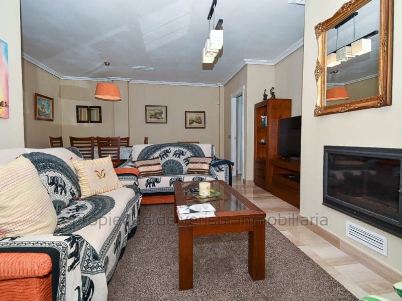 Piso de 2 habitaciones en Aguilas en venta con garaje - 259.900 € (Ref: 9149890)