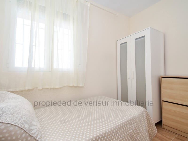 3 bedroom Flat for rent in Calarreona with garage - € 900 (Ref: 9149895)