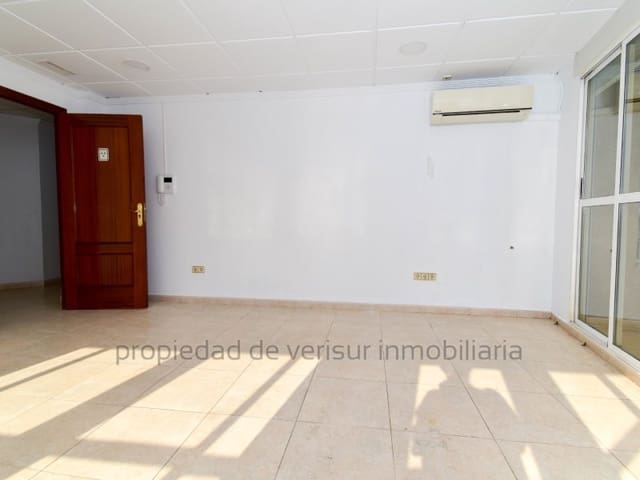 Kontor att hyra i Casco Antiguo, Aguilas - 300 € (Ref: 9149896)
