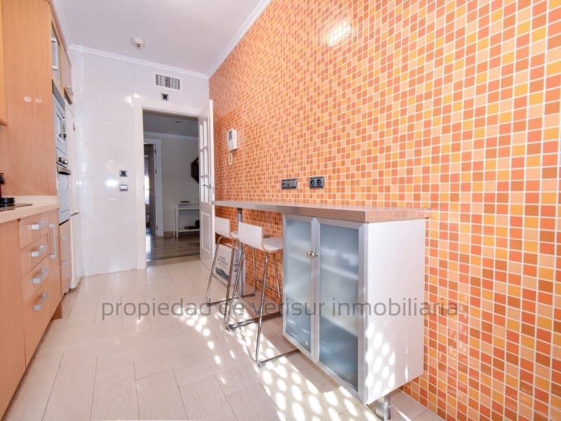 Apartamento de 2 habitaciones en Aguilas en venta con garaje - 240.000 € (Ref: 9149913)