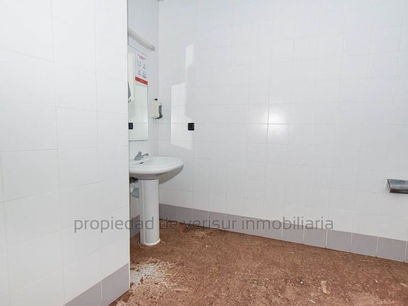 Commercial for sale in Lorca - € 370,000 (Ref: 9149940)