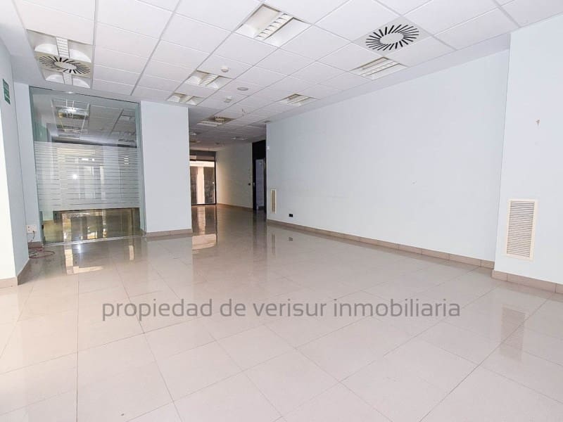 Commercial for sale in Lorca - € 370,000 (Ref: 9149940)