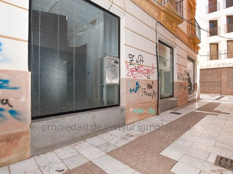 Commercial for sale in Lorca - € 370,000 (Ref: 9149940)