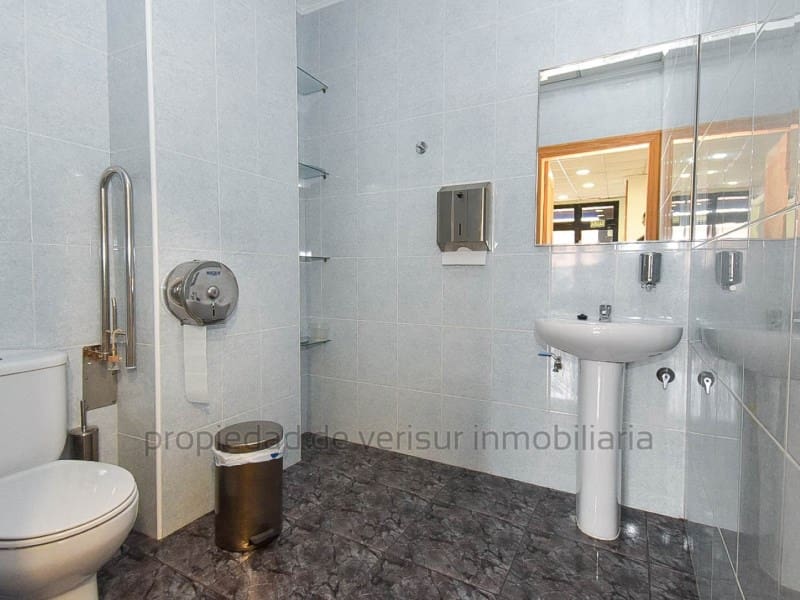 Gewerbe zu vermieten in Aguilas - 700 € (Ref: 9149951)