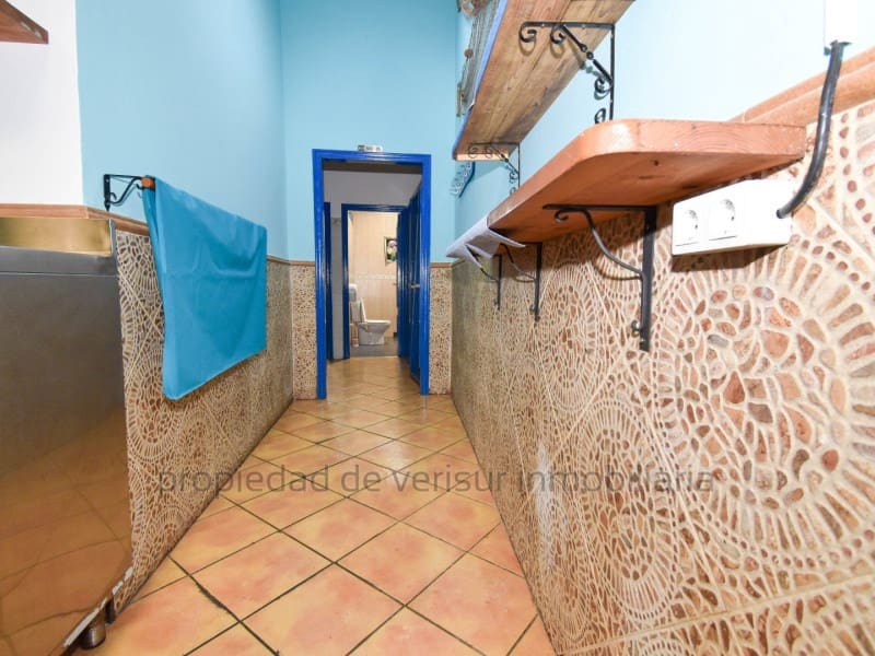 Kaupallinen vuokrattavana paikassa Aguilas - 750 € (Ref: 9149969)