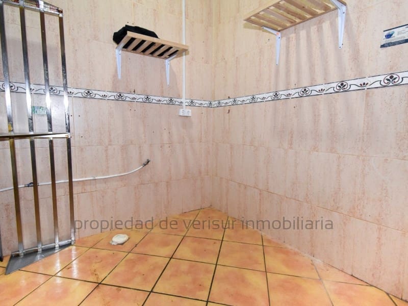 Kaupallinen vuokrattavana paikassa Aguilas - 750 € (Ref: 9149969)