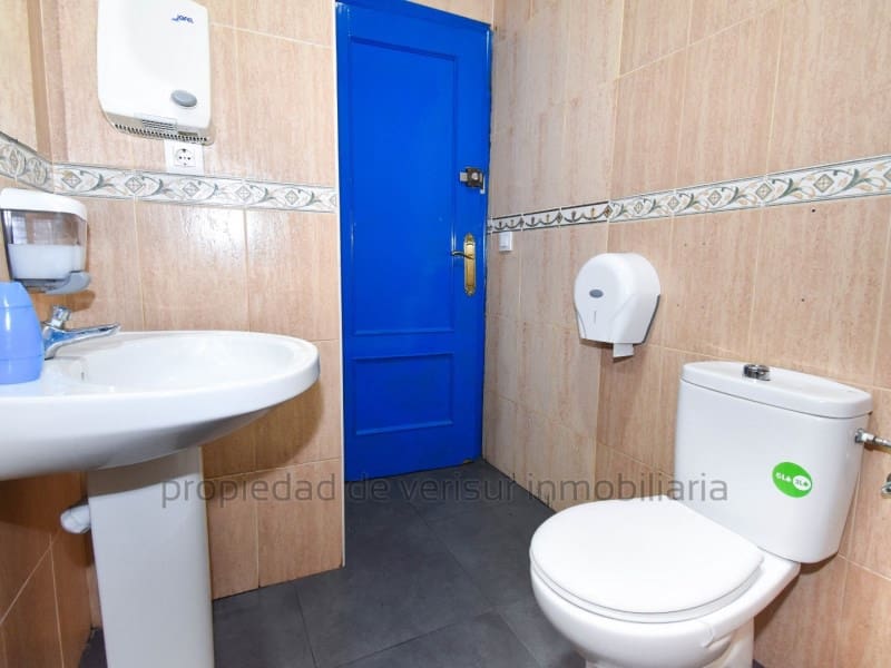 Kaupallinen vuokrattavana paikassa Aguilas - 750 € (Ref: 9149969)