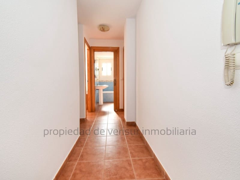 2 slaapkamer Appartement voor vakantieverhuur in Calabardina met garage - € 1.500 (Ref: 9149973)