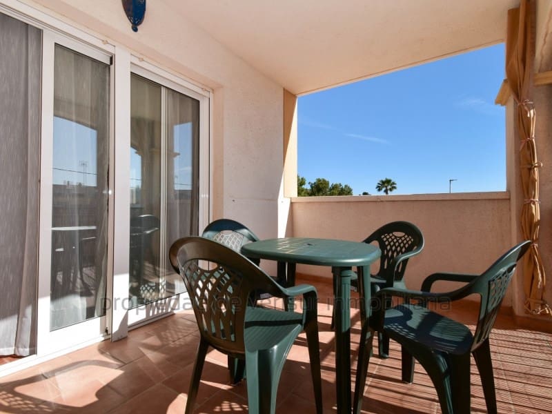 2 slaapkamer Appartement voor vakantieverhuur in Calabardina met garage - € 1.500 (Ref: 9149973)