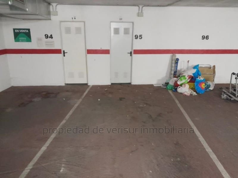 Garage til salg i Puerto Lumbreras - € 6.900 (Ref: 9149974)