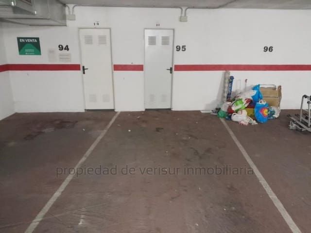 Garage till salu i Puerto Lumbreras - 6 900 € (Ref: 9149974)
