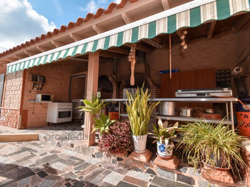 5 soveværelse Finca/Landehus til salg i Calabardina med garage - € 370.000 (Ref: 9149976)