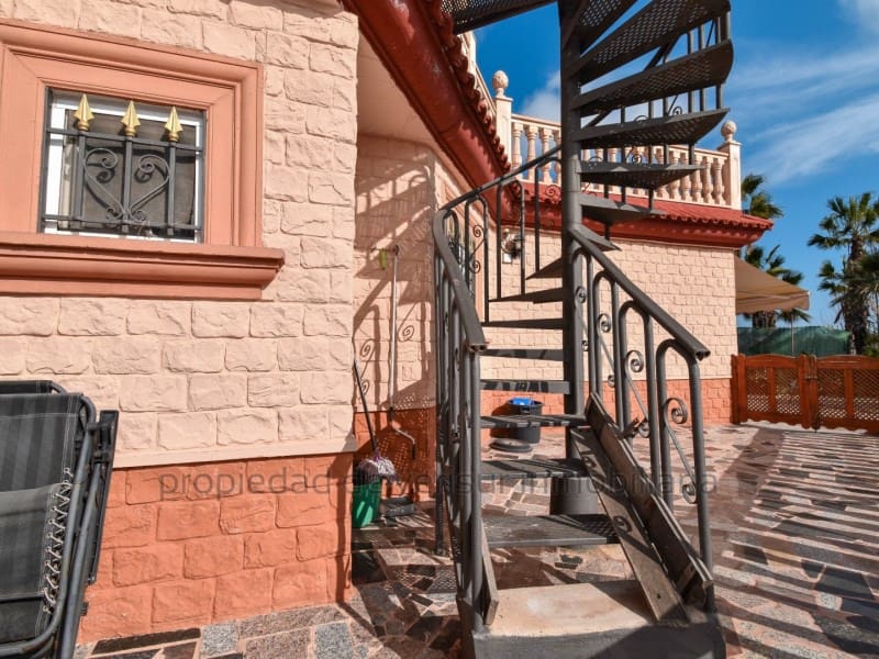 5 soveværelse Finca/Landehus til salg i Calabardina med garage - € 370.000 (Ref: 9149976)