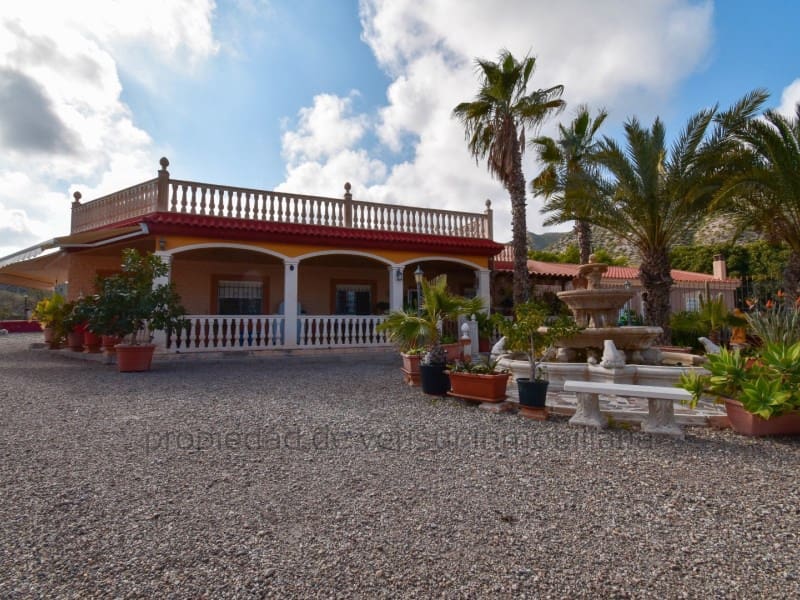 5 soveværelse Finca/Landehus til salg i Calabardina med garage - € 370.000 (Ref: 9149976)