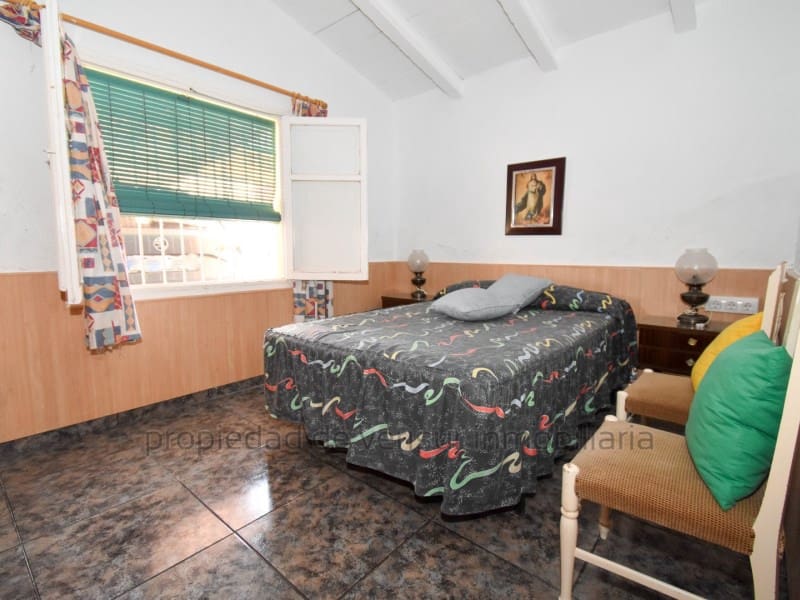 Finca/Casa Rural de 6 habitaciones en Calabardina en venta con garaje - 160.000 € (Ref: 9149987)