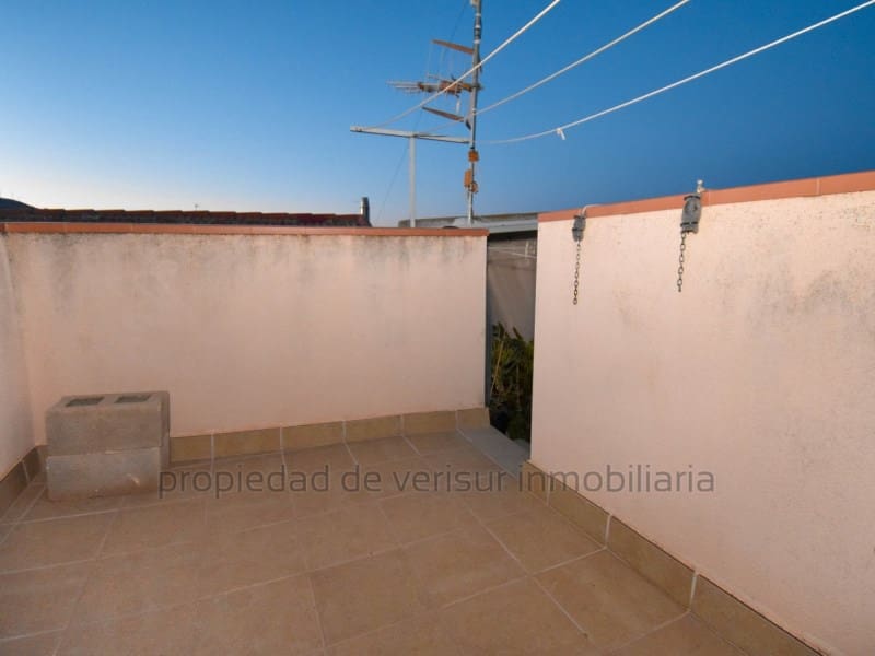 10 soveværelse Byhus til salg i Caudete med garage - € 152.000 (Ref: 9150000)