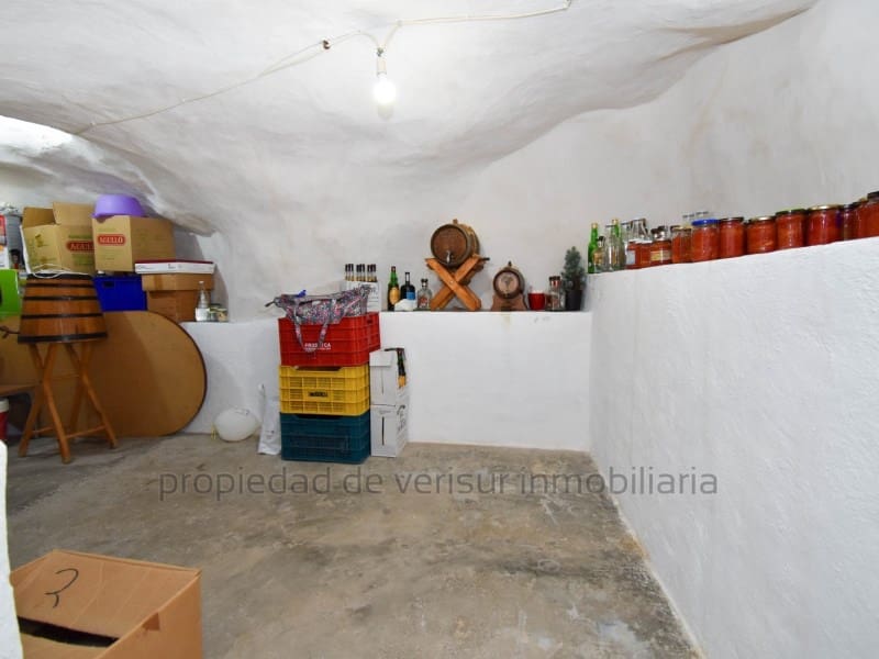 10 soveværelse Byhus til salg i Caudete med garage - € 152.000 (Ref: 9150000)